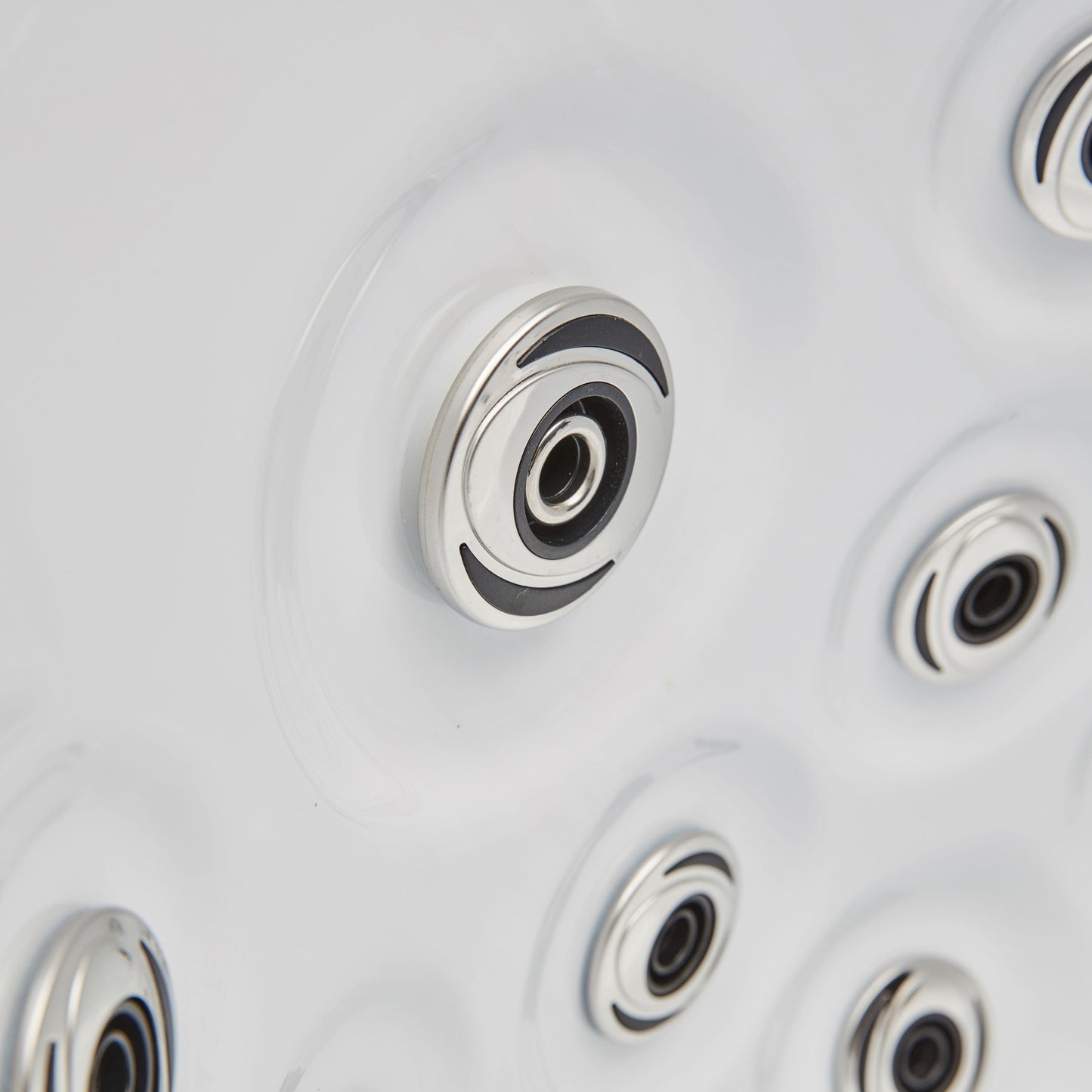 Luxury Spas Regal Studio Series 4-person Hot Tub (WS-292-CG) - Cloud Gray