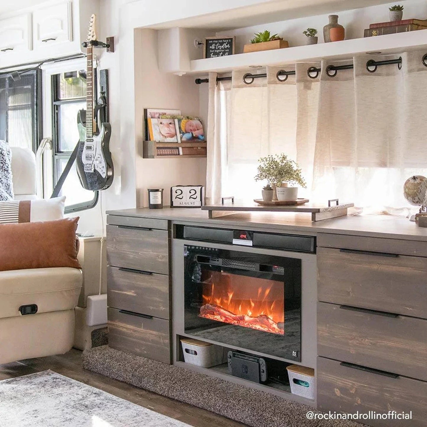 The Sideline 28" Recessed Electric Fireplace
