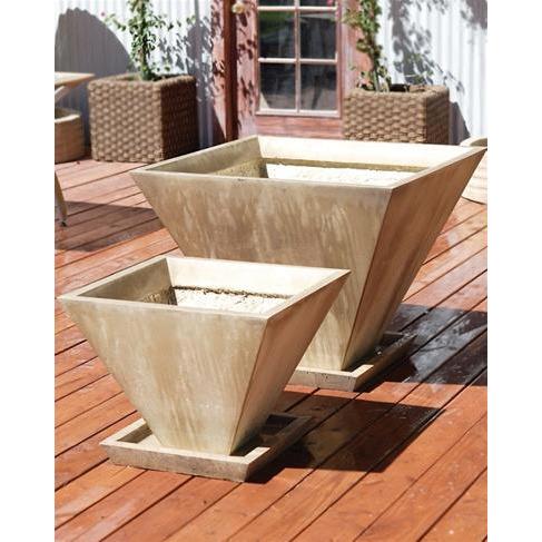 Gist Oblique Planter Medium 26W x 26D x 20H - G-OBMP
