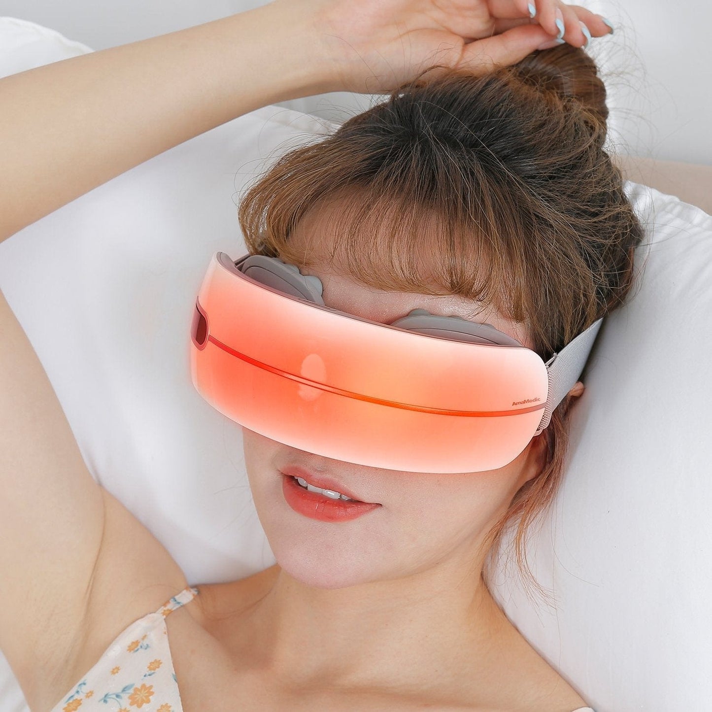 Amamedic AM-4602 Kneading Eye Massager titan-chair