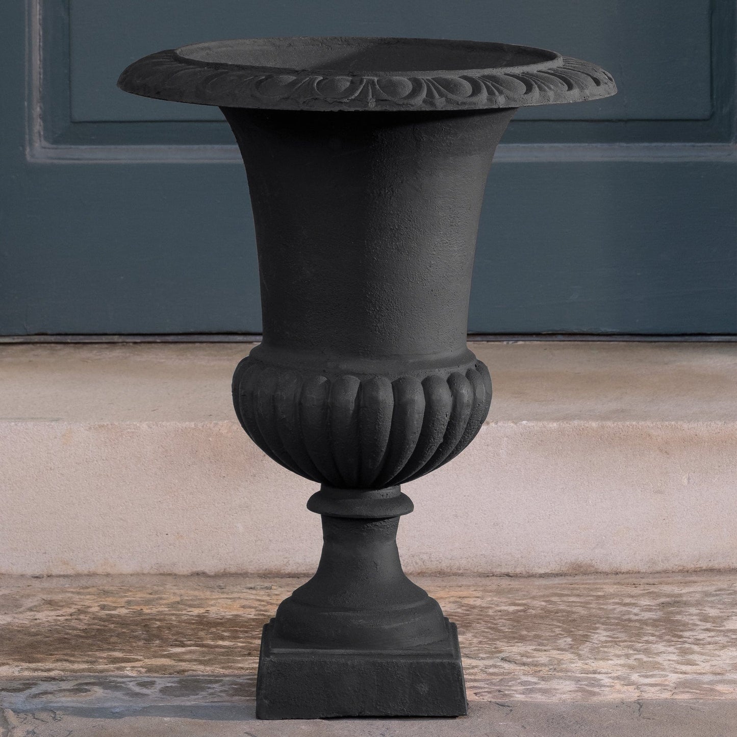 Campania International Glasgow Urn - 7347262