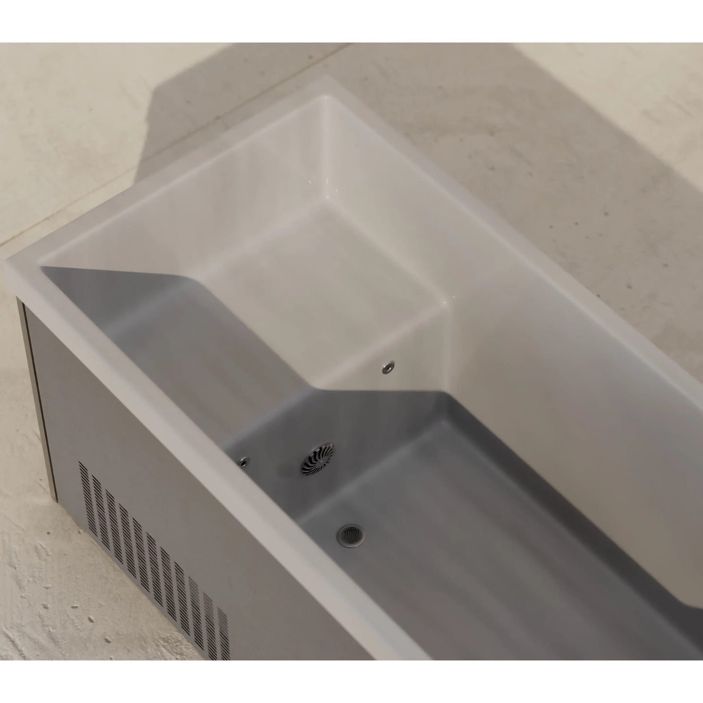 Aquavoss Model 1 AV-1 Cold Plunge