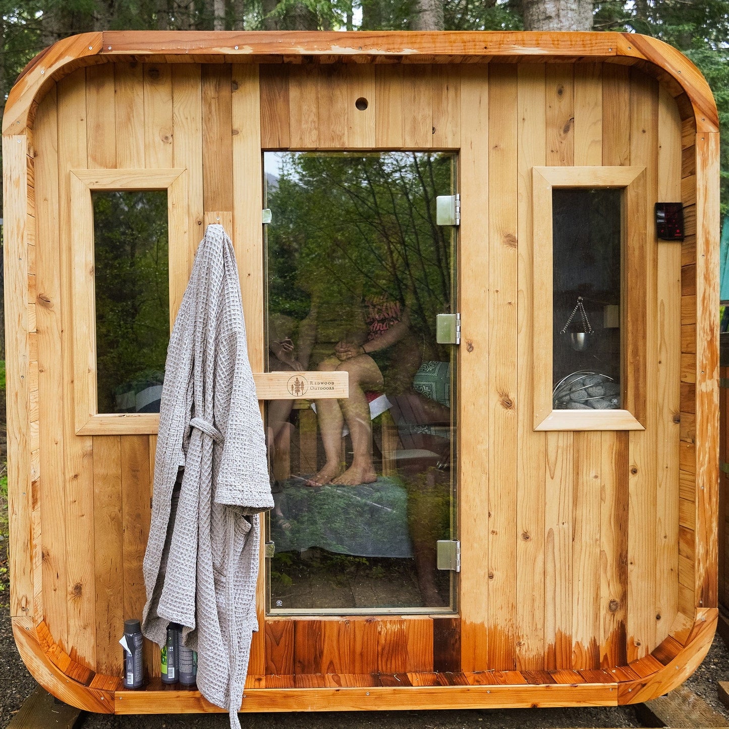 Redwood Outdoors Summit - 6 Person Sauna