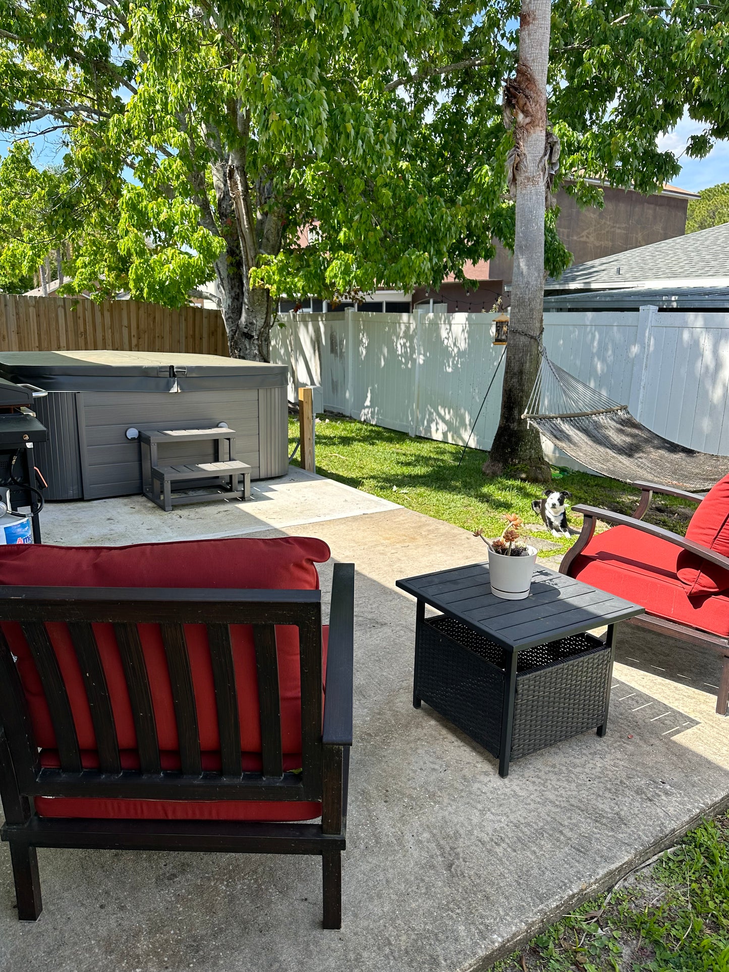 Luxury Spas Savannah 6-person Hot Tub (WS-692 CG) - Cloud Gray