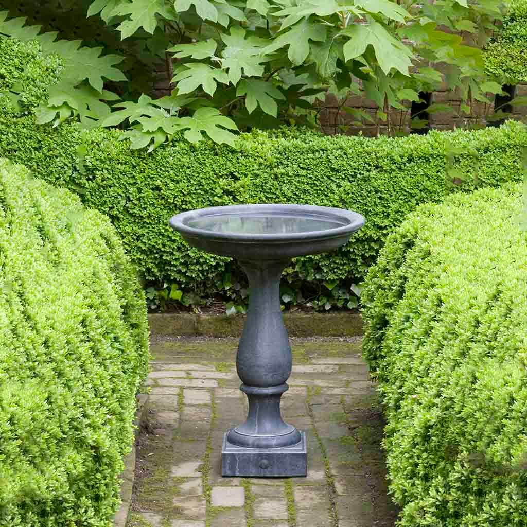 Williamsburg Candlestand Birdbath