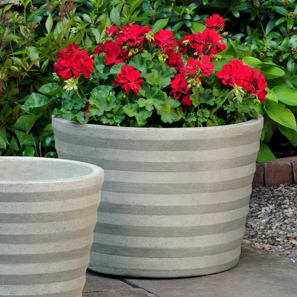Campania International Conica Low Planter - P-1033
