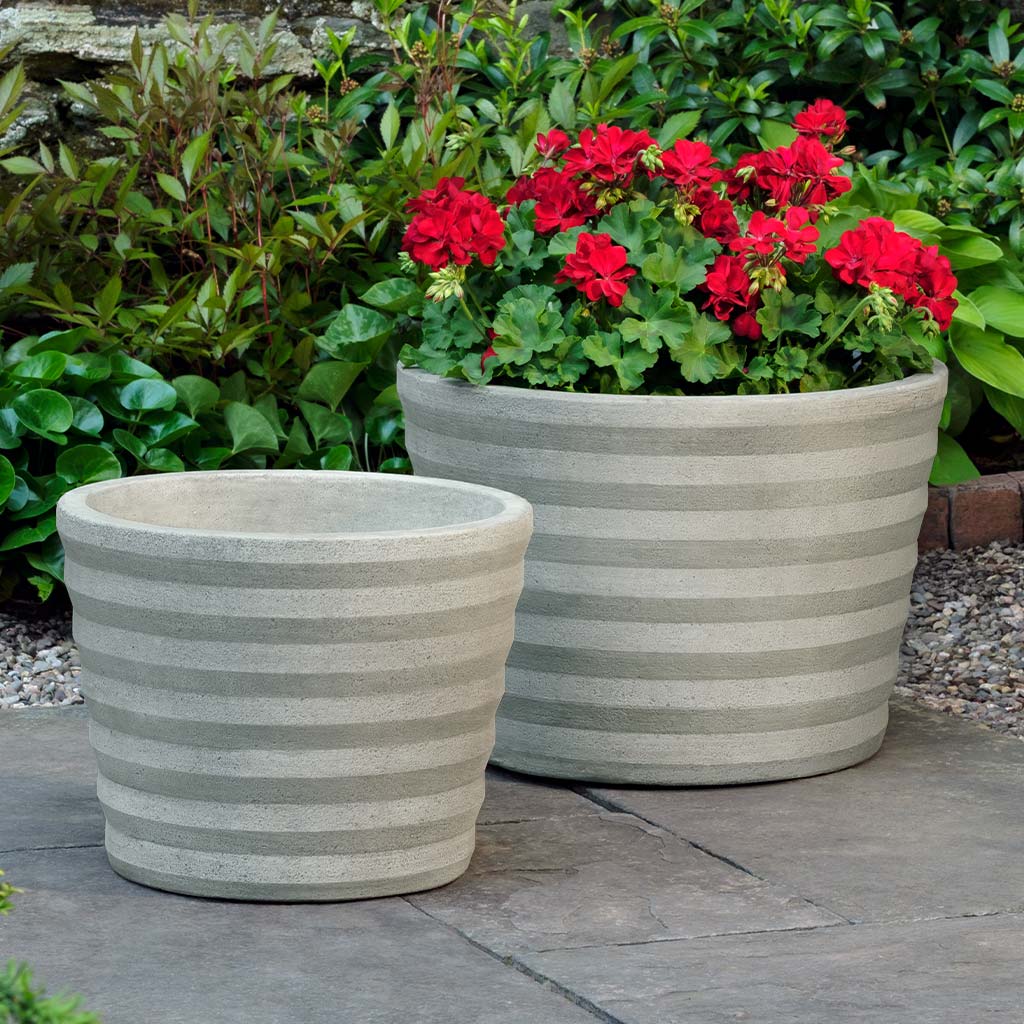 Campania International Conica Low Planter - P-1033