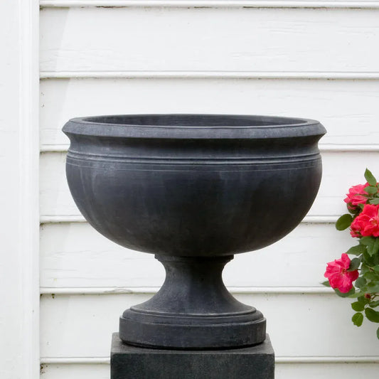 Campania International Williamsburg Plantation Urn Planter - P-454