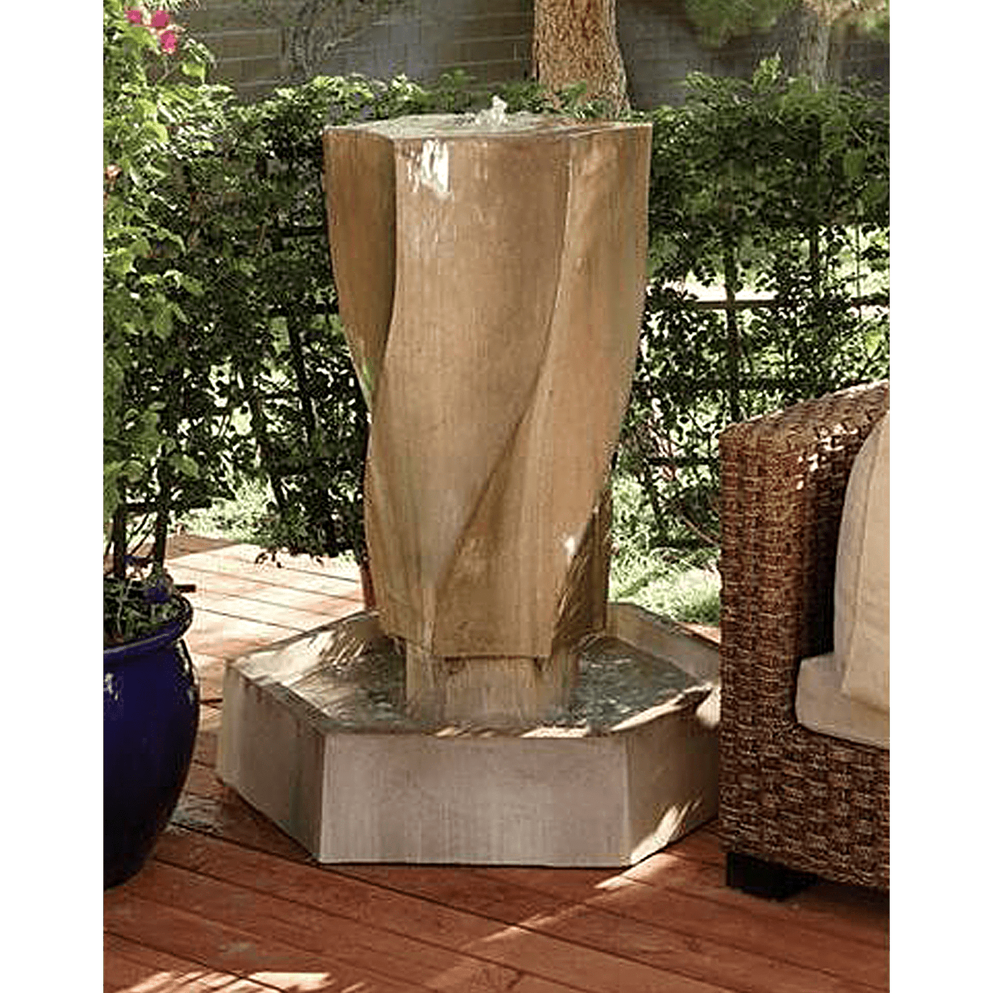 Gist Vortex Fountain 42W x 42D x 50H - G-VRTX